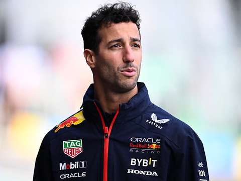 Ricciardo remplace de Vries chez AlphaTauri