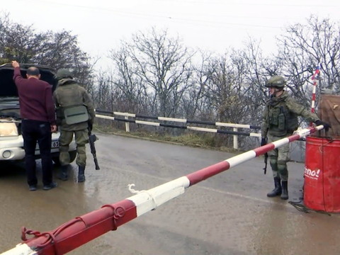 Karabakh: Bakou accuse Moscou de ne pas respecter ses obligations