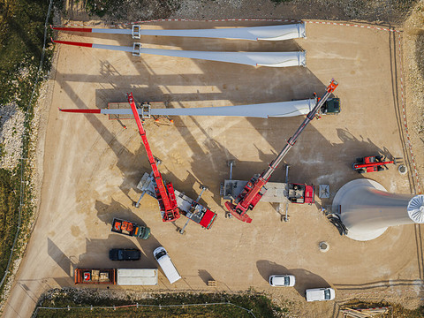 Premier parc éolien vaudois: les pales sont arrivées à Ste-Croix