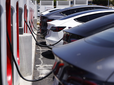 Automobile: l'électrique a dépassé le diesel en Europe en juin