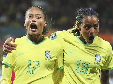 Le Brésil domine le Panama 4-0 pour son entrée en lice