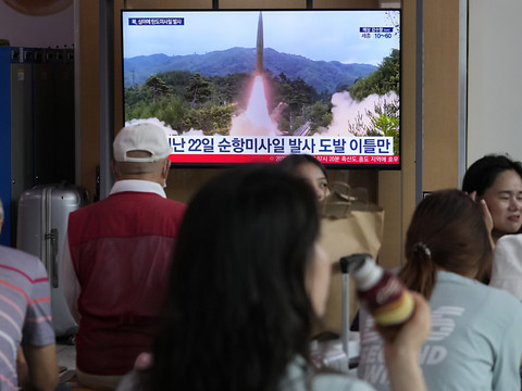 La Corée du Nord a tiré deux missiles balistiques