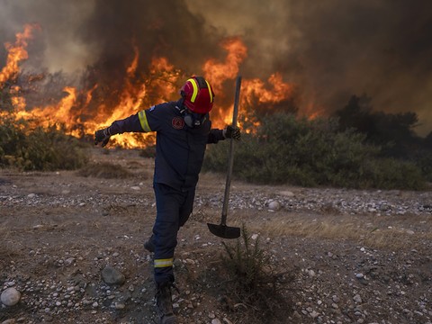 Le corps carbonisé d'un homme retrouvé sur l'île d'Eubée (police)