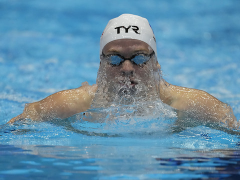 Un 3e titre pour Léon Marchand à Fukuoka