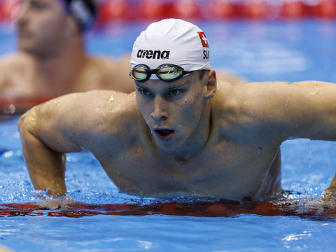 200 m dos: Mityukov en finale avec un record de Suisse