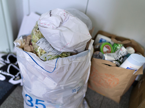 Kit pour la vente d'aliments après la date limite en toute sécurité