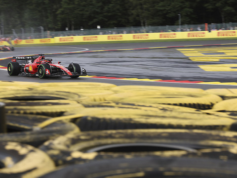 Leclerc en pole, Verstappen rétrogradé de cinq places