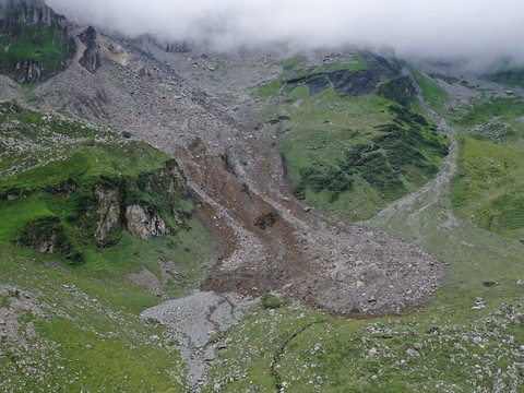Une falaise s'effondre près de Muotathal (SZ)