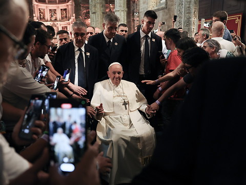 Le pape rencontre des victimes de pédocriminalité