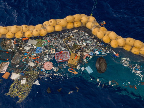 La pollution plastique des océans est moindre mais plus durable