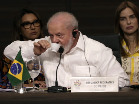 Sommet amazonien autour de Lula face à l'