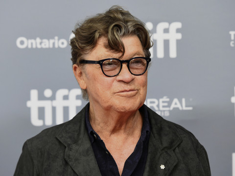 Le guitariste canadien Robbie Robertson, de The Band, est mort