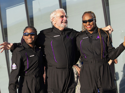 Virgin Galactic: les premiers touristes spatiaux dans l'espace