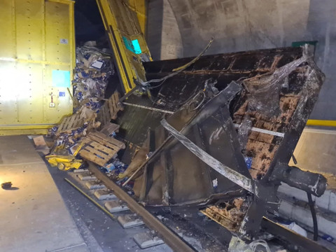 La remise en état au tunnel du Gothard se prolonge
