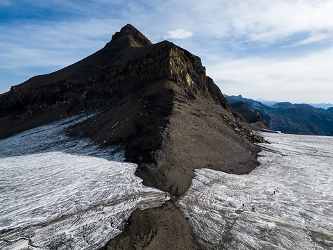 La fonte des glaciers va créer des écosystèmes non protégés