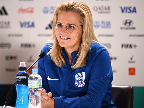 L'Angleterre rejettera toute approche pour sa sélectionneuse