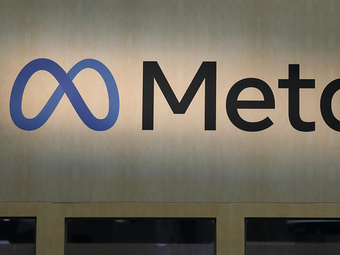 Meta en justice contre un décision du régulateur norvégien