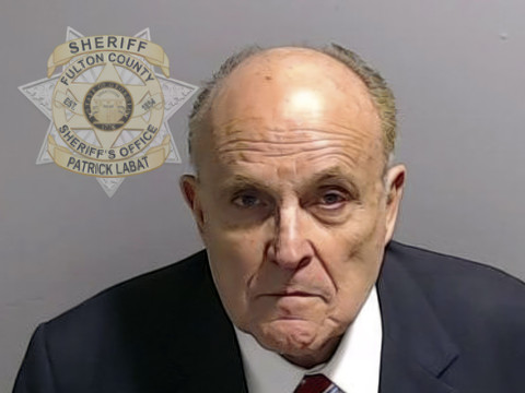 Inculpé, Giuliani dénonce une 