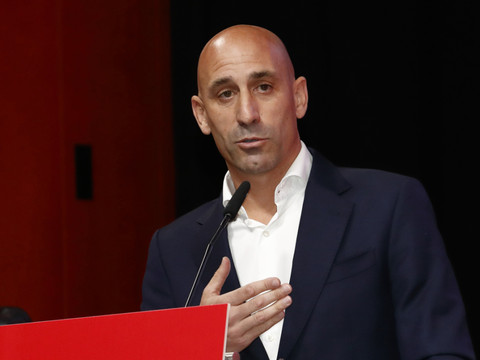 Rubiales risque une suspension plus longue devant la justice