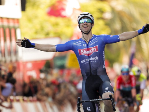 Groves récidive à Burriana