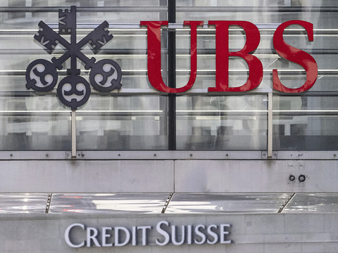 UBS prévoit de digérer intégralement Credit Suisse (Suisse)