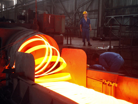 Chine: l'activité manufacturière se contracte encore