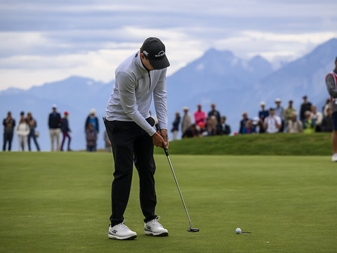 Cedric Gugler à cinq coups de la tête de l'European Masters