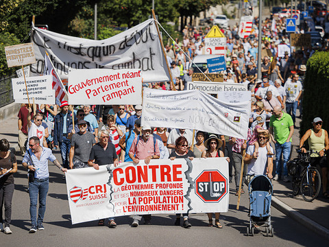 Manifestation à Delémont contre le projet de géothermie profonde
