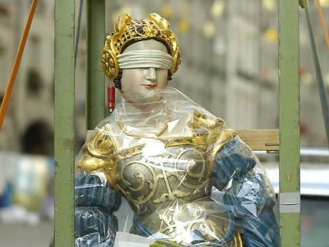 Les juges suisses voient du potentiel dans l'IA