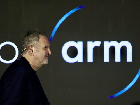 Arm vise une valorisation boursière de 52 milliards de dollars