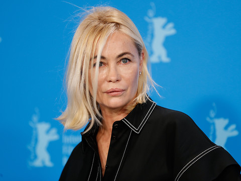 L'actrice Emmanuelle Béart dit avoir été victime d'inceste