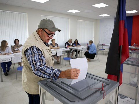 Territoires annexés en Ukraine: large victoire du parti de Poutine