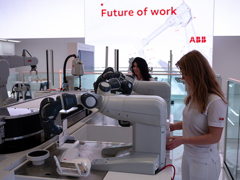 ABB met un quart de milliard dans la robotique en Europe