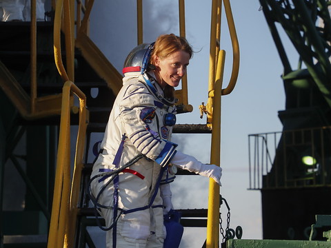 Décollage vers l'ISS d'une fusée avec deux Russes et une Américaine