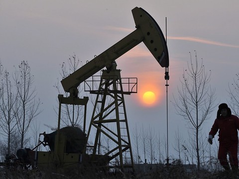 Changement climatique: la Californie poursuit des géants du pétrole