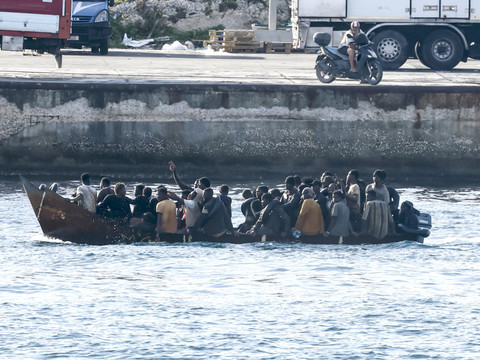 Lampedusa: Meloni et Von der Leyen appellent à la solidarité