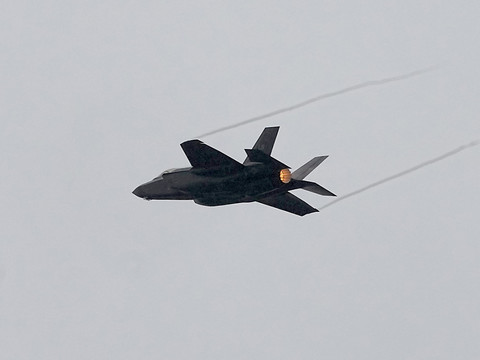 Débris de l'avion de combat F-35 disparu aux Etats-Unis retrouvés