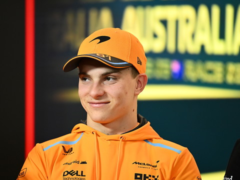 McLaren prolonge avec Oscar Piastri