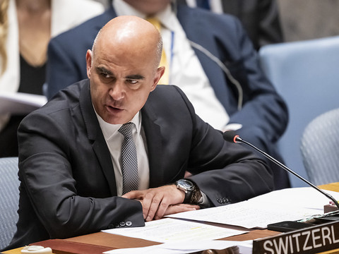 Berset s'en prend à la Russie qui 