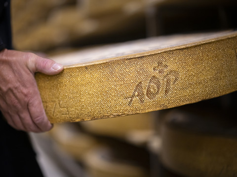 La Suisse doit défendre le gruyère dans les accords commerciaux