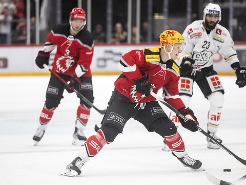 Quatre de suite pour Lausanne, leader devant Fribourg