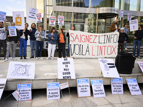 Lausanne: une septantaine de collaborateurs de Tamedia manifestent