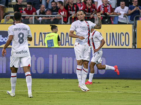 Okafor marque enfin, Milan gagne