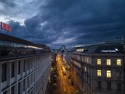 UBS: bénéfice de deux milliards pour Credit Suisse au 1er semestre