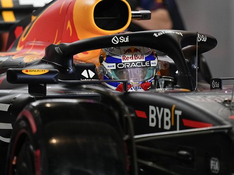 Max Verstappen signe sa 10e pole-position de la saison