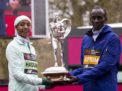 Le Kényan Kelvin Kiptum bat le record du monde