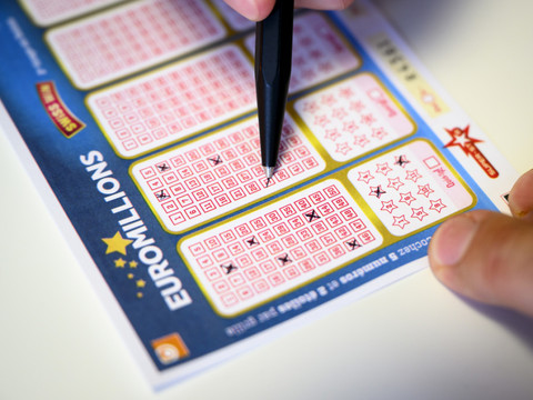 Aucun joueur ne devine la bonne combinaison de l'Euro Millions