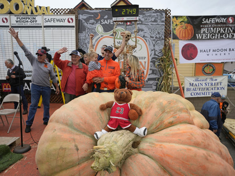 Californie: record du monde pour une citrouille de plus d'une tonne