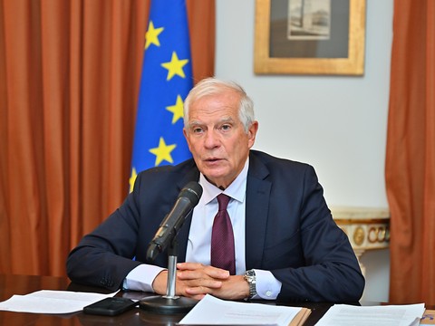 Le chef de la diplomatie de l'UE en Chine, un sommet en vue