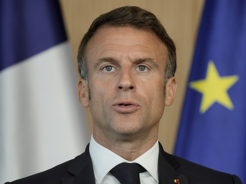 Macron appelle Israël à une réponse 